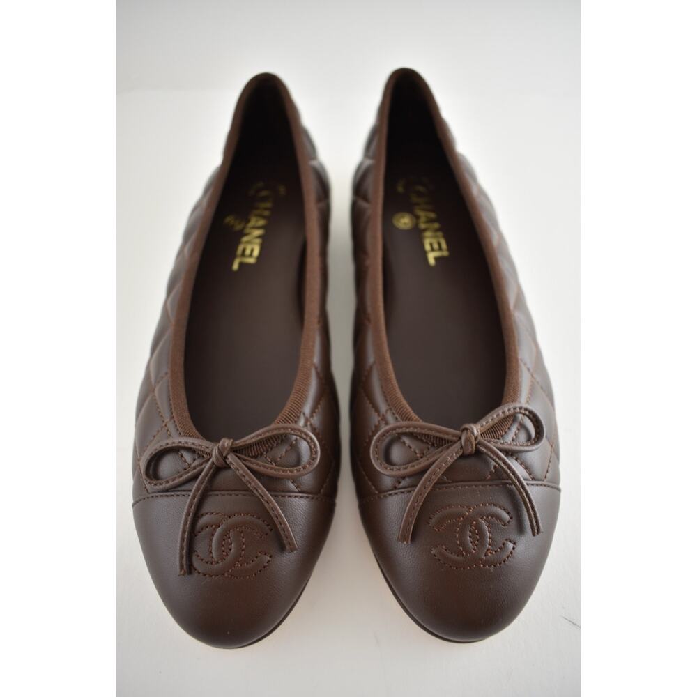 Chanel 26B Chocolate Dark Brown Lambskin Quilted CC Ballet Ballerina Flat 36.5 - Picture 7 of 16